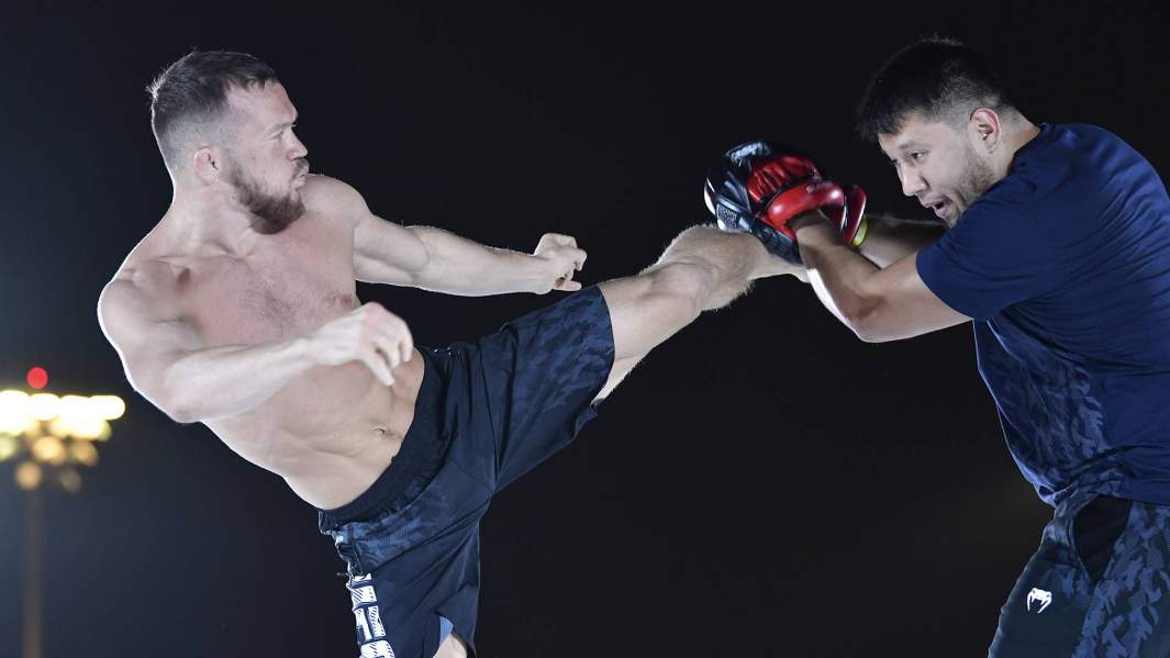 Российский боец ММА Петр Ян