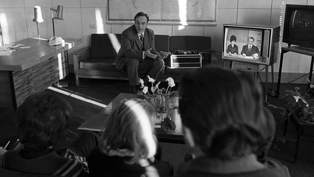 Игорь Кириллов ведет занятия с коллегами в телецентре «Останкино»