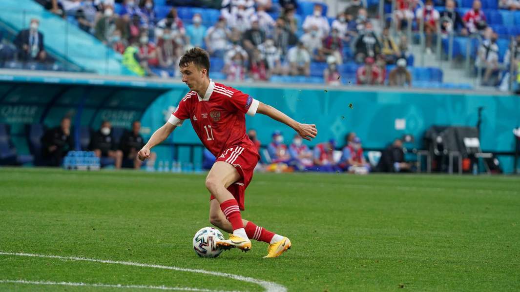 Александр Головин