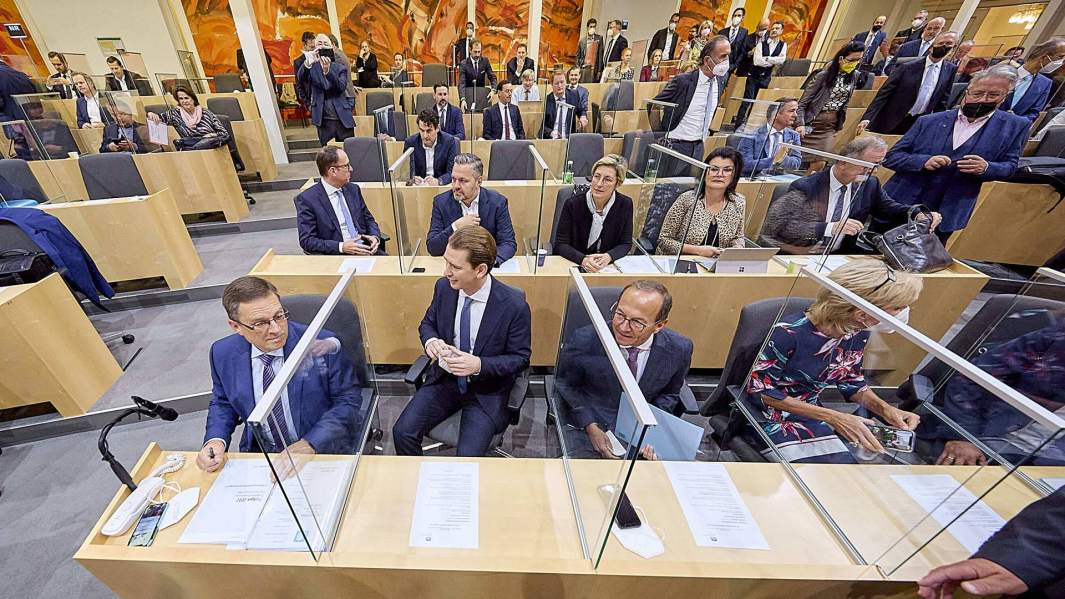 Заседание национального совета парламента 