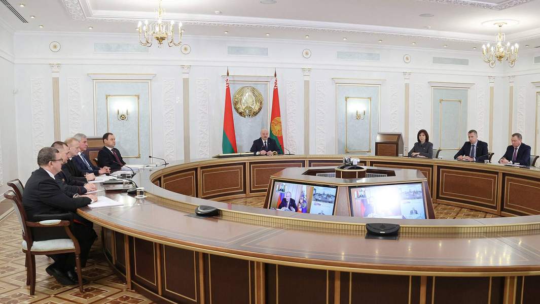 Александр Лукашенко принимает участие в заседании Высшего государственного совета Союзного государства 