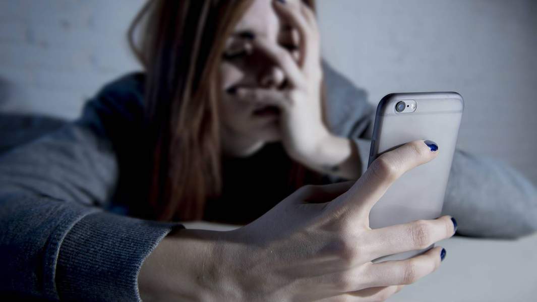 Для затравки: родители недооценивают масштаб буллинга в соцсетях