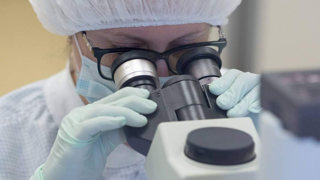 микроскоп врач 