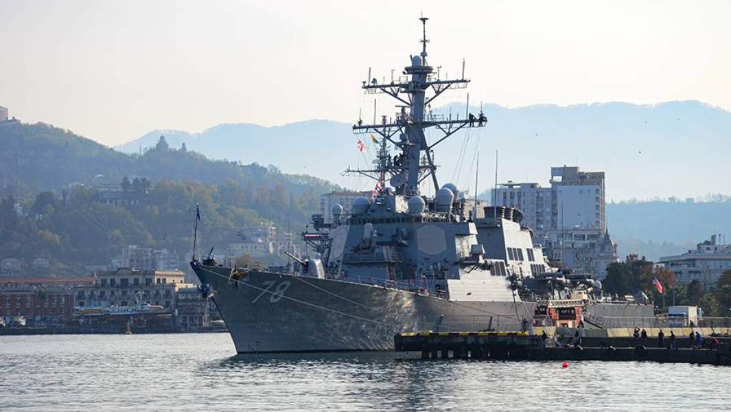 Эсминец Porter ВМС США в грузинском порту Батуми