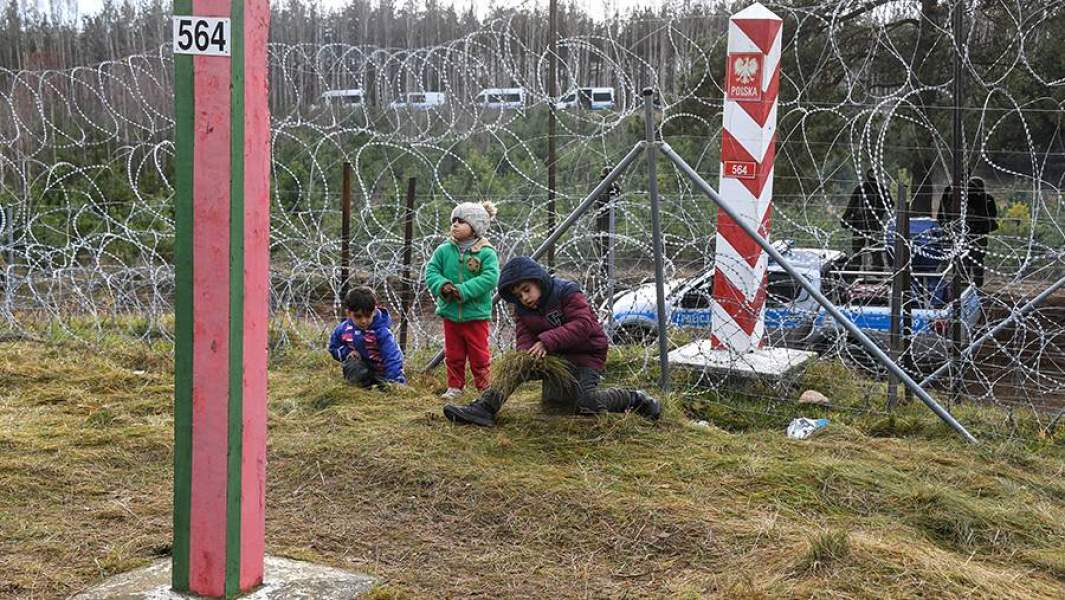 Лагерь нелегальных мигрантов на белорусско-польской границе
