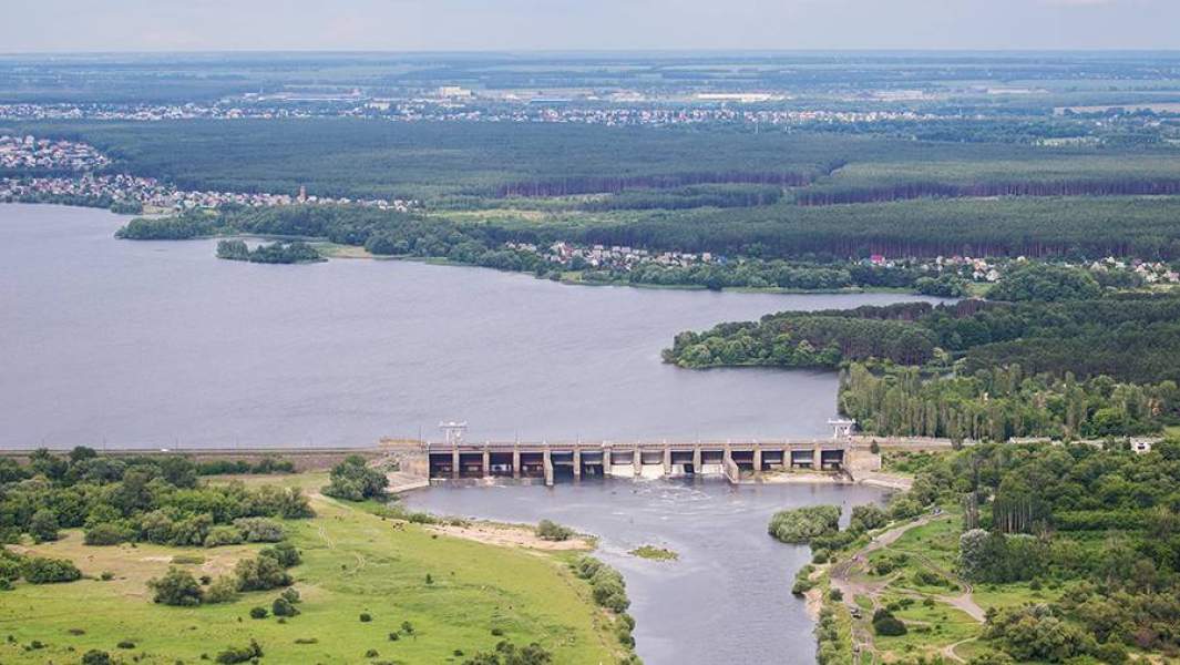 Воронежская плотина. Воронежская плотина Шилово. Воронежское водохранилище водосброс. Дамба Воронеж водосброс. Воронежский гидроузел.