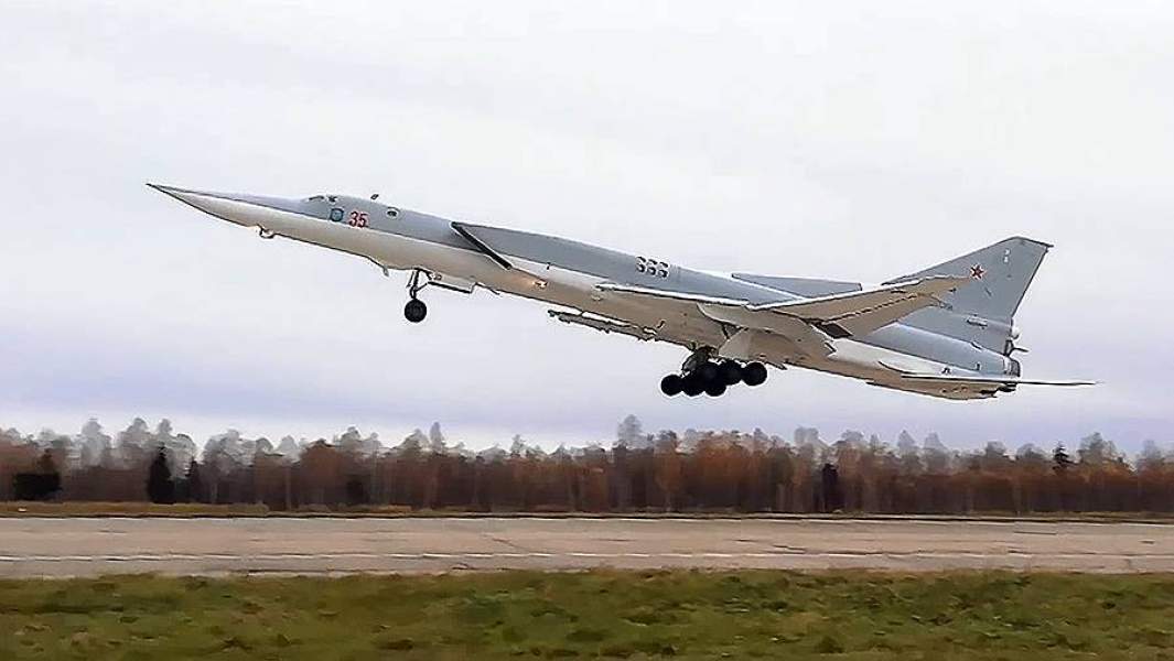 Бомбардировщик Ту-22М3