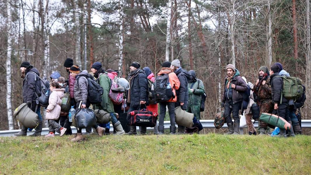 Беженцы с Ближнего Востока на белорусско-польской границе