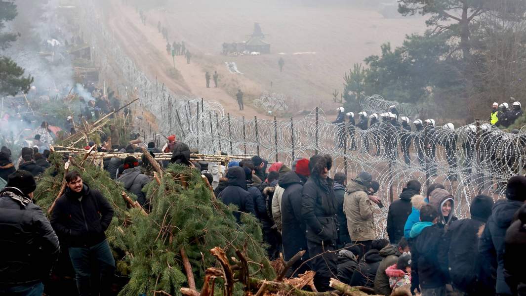 граница беларусь польша мигранты