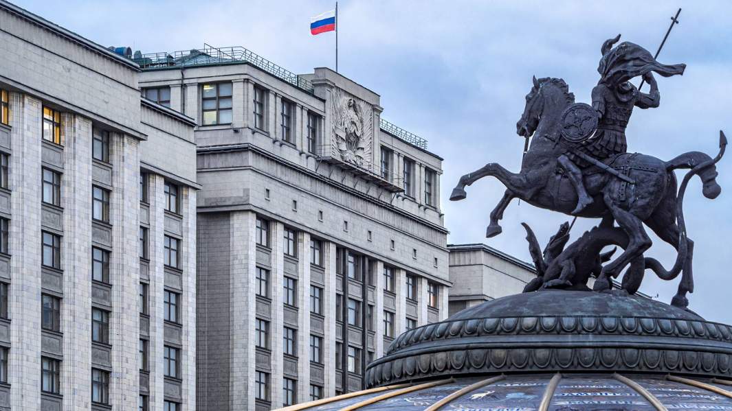 Дети в дом: общественники предупреждают об опасности формирования «сиротских гетто»