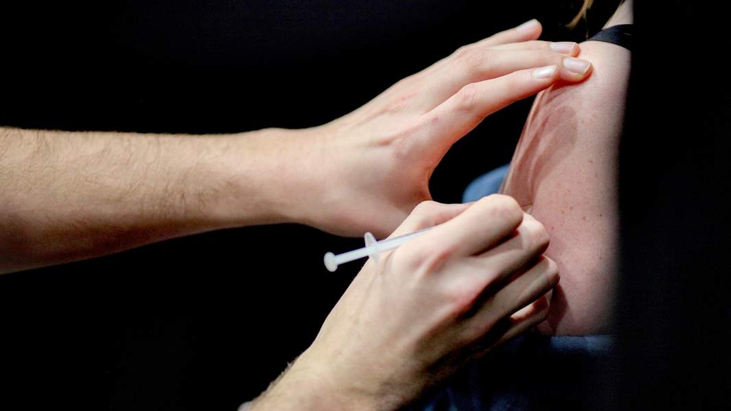 вакцина укол