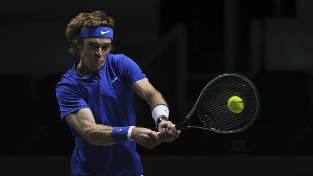 Андрей Рублев в финале Кубка Дэвиса 2021 года между командами России и Хорватии