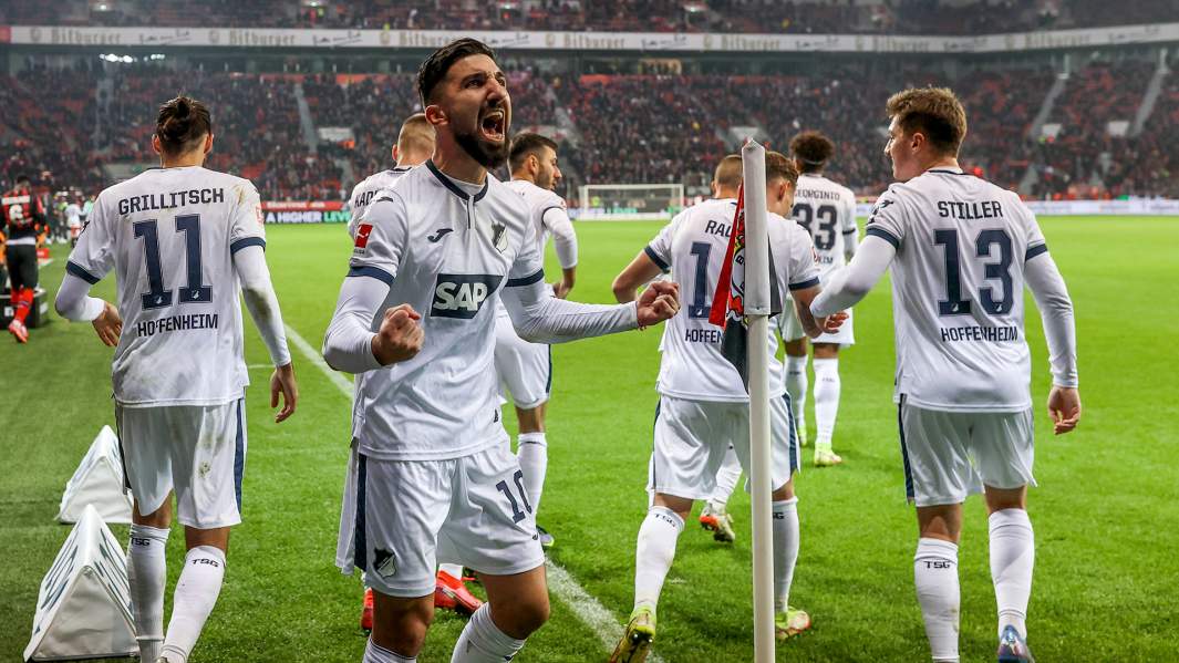 Форвард немецкого «Хоффенхайма» Мунас Даббур во время матча