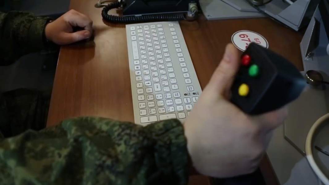 комплекс российского лазерного оружия Пересвет