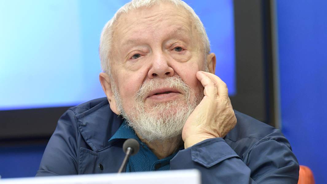 Народный артист России, режиссер Сергей Соловьев во время творческой встречи по случаю его 75-летнего юбилея в Международном мультимедийном пресс-центре МИА «Россия сегодня» в Москве