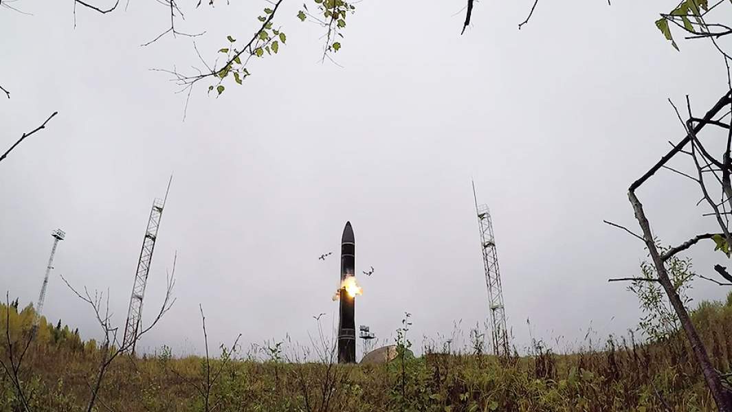 Учебно-боевой пуск баллистической ракеты «Тополь-М»