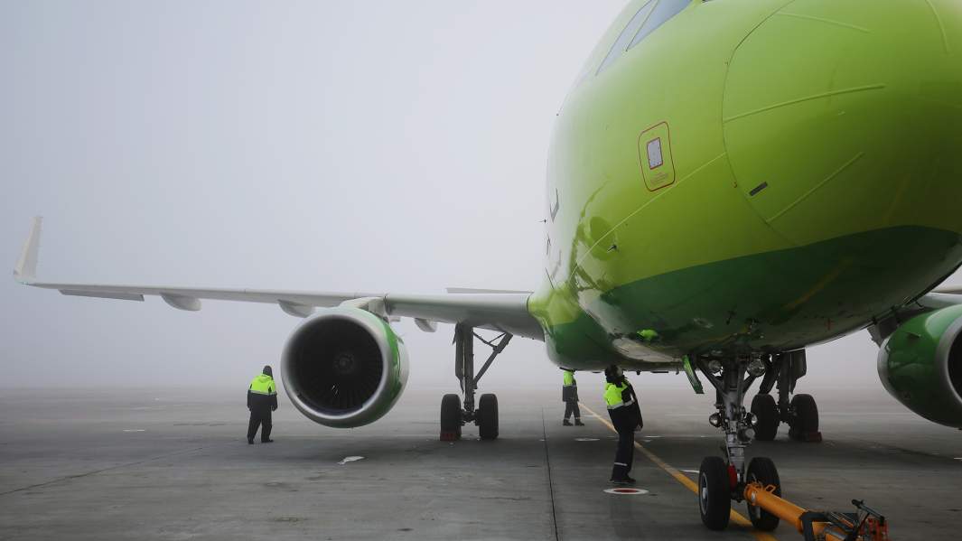 Самолет авиакомпании S7 Airlines