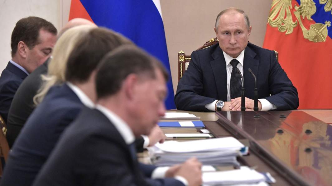 Владимир Путин на совещании по вопросу модернизации первичного звена здравоохранения. 2 октября 2019 года