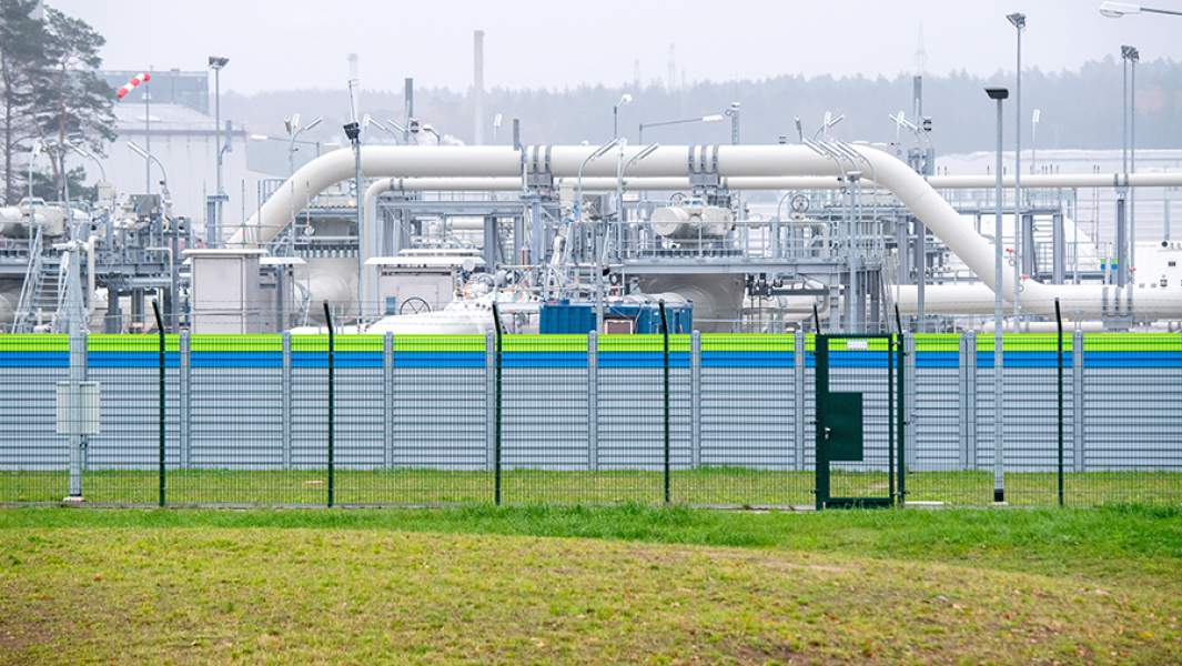 Приемный терминал газопровода «Северный поток - 2» на побережье в Любмине под Грайфсвальдом