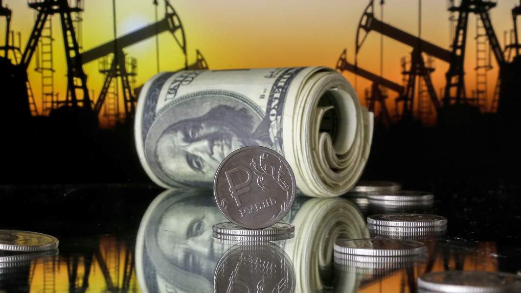 деньги рубли нефть