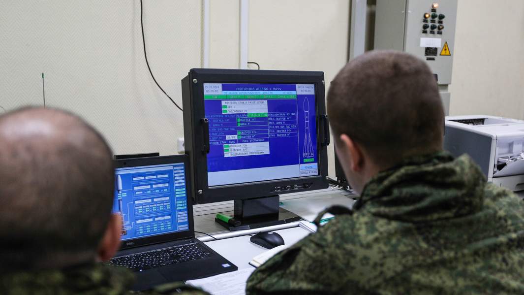 Военнослужащие Космических войск ВКС