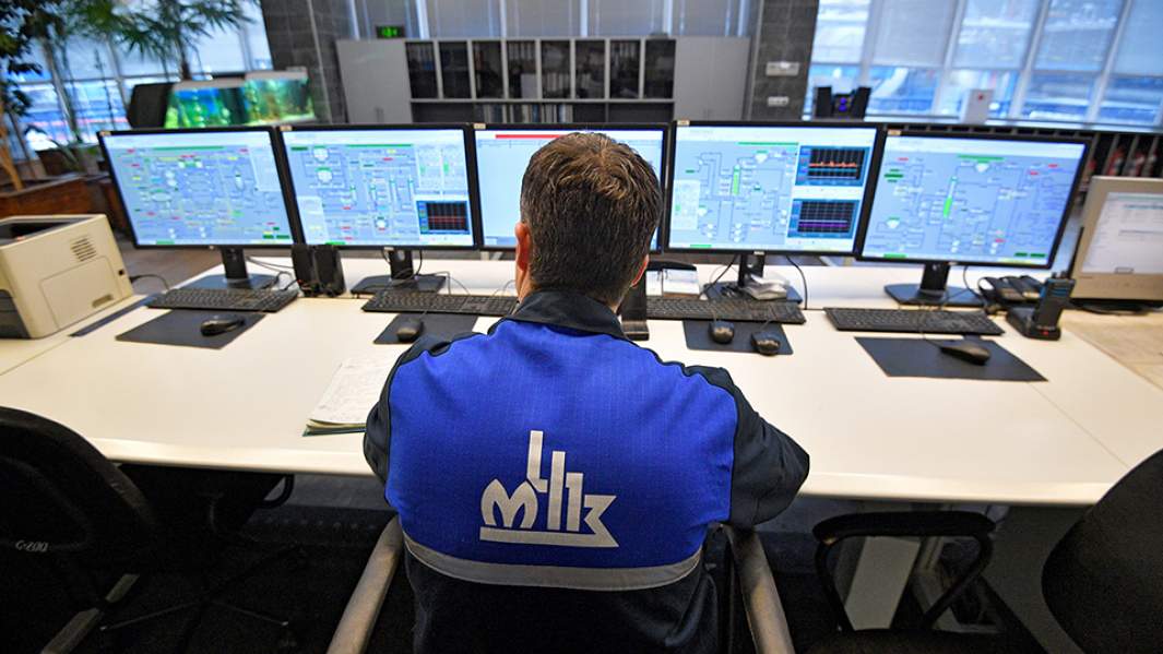 Операторская с пультом управления комплекса гидрокрекинга тяжелых нефтяных остатков Мозырского нефтеперерабатывающего завода