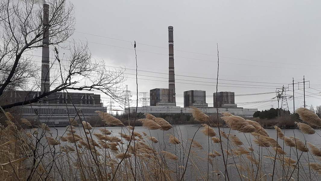 Вид на Запорожскую ТЭС на Украине
