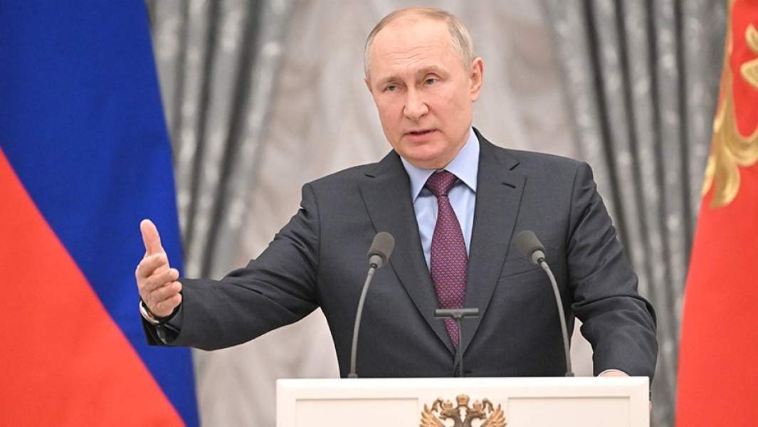 Президент РФ Владимир Путин на пресс-конференции после переговоров с президентом Азербайджана Ильхамом Алиевым и подписания декларации о союзническом взаимодействии с Азербайджаном