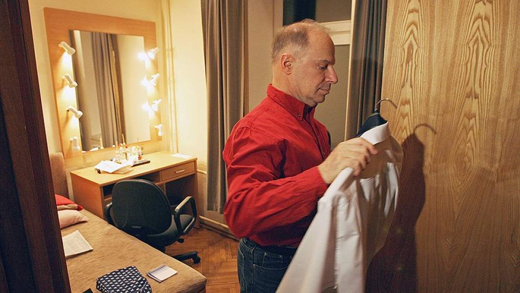 Авангард Леонтьев