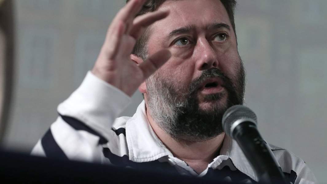 Писатель, журналист Дмитрий Данилов на встрече с писателями-финалистами Национальной литературной премии «Большая книга»