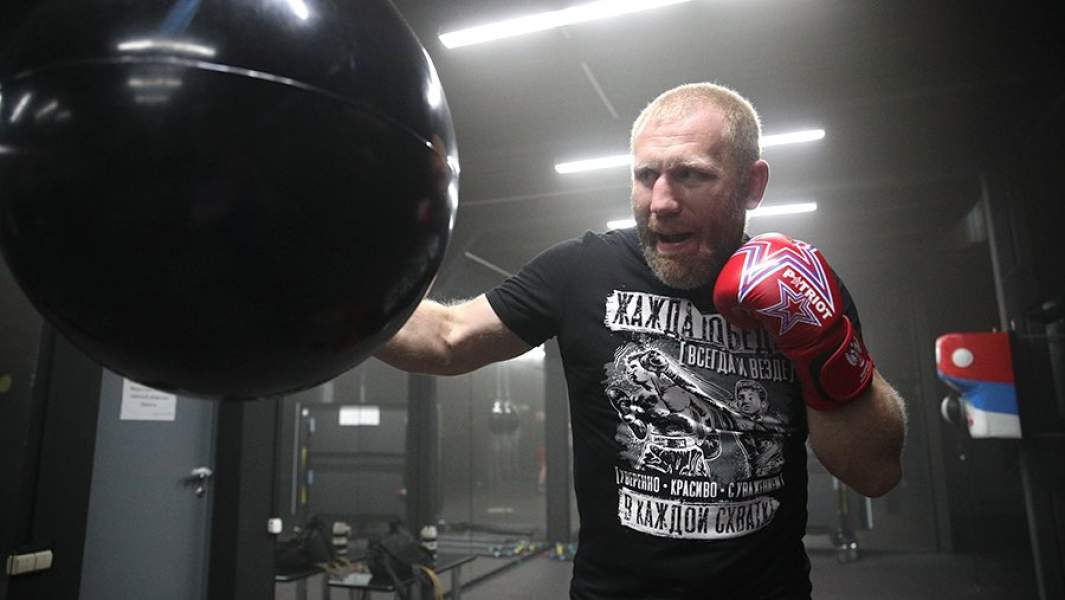 Сергей Харитонов во время тренировки