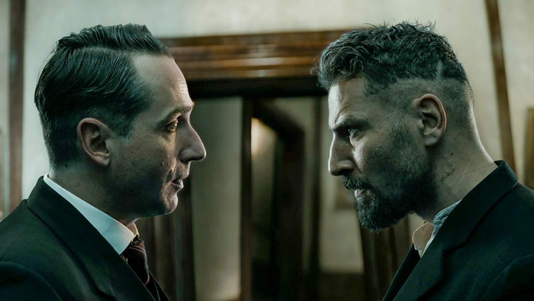 Кадр из фильма «Хинтерленд: город грехов»