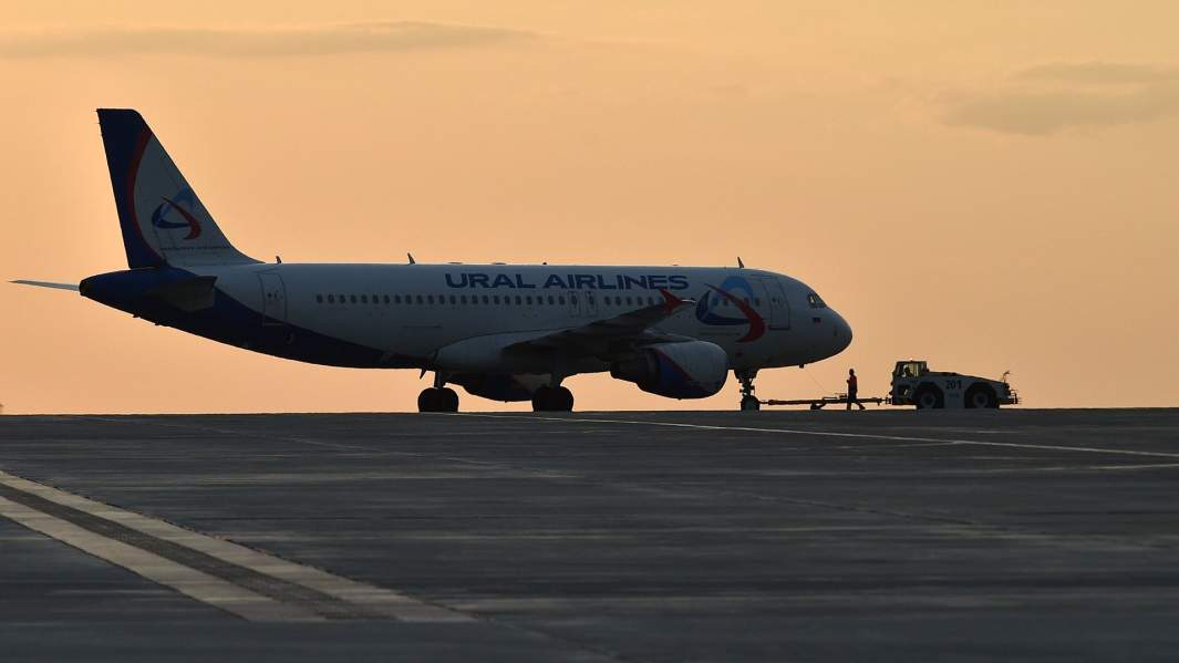 самолет уральский авиалиний