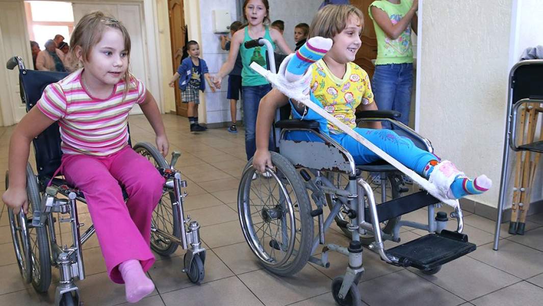 Ребенок является инвалидом детства. Санатории для инвалидов в Крыму. Дети инвалиды. Санаторий для инвалидов. Санаторий для детей с ограниченными возможностями.