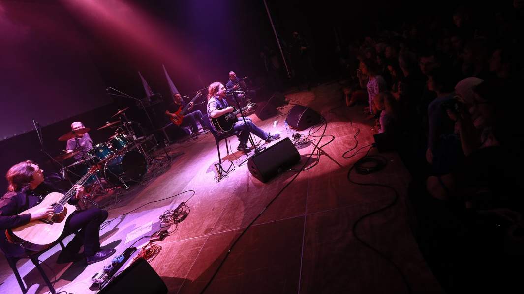 Выступление рок-группы "Калинов мост" 