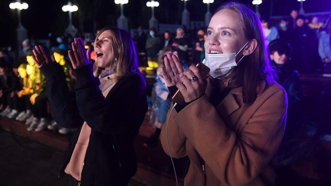 Зрители на фестивале