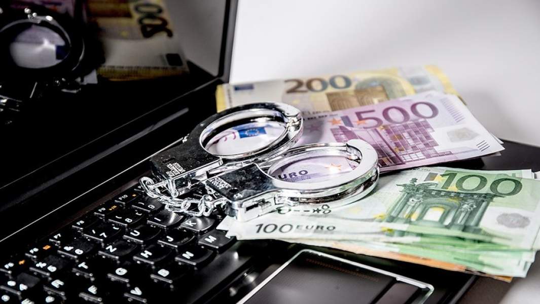 деньги рубли валюта