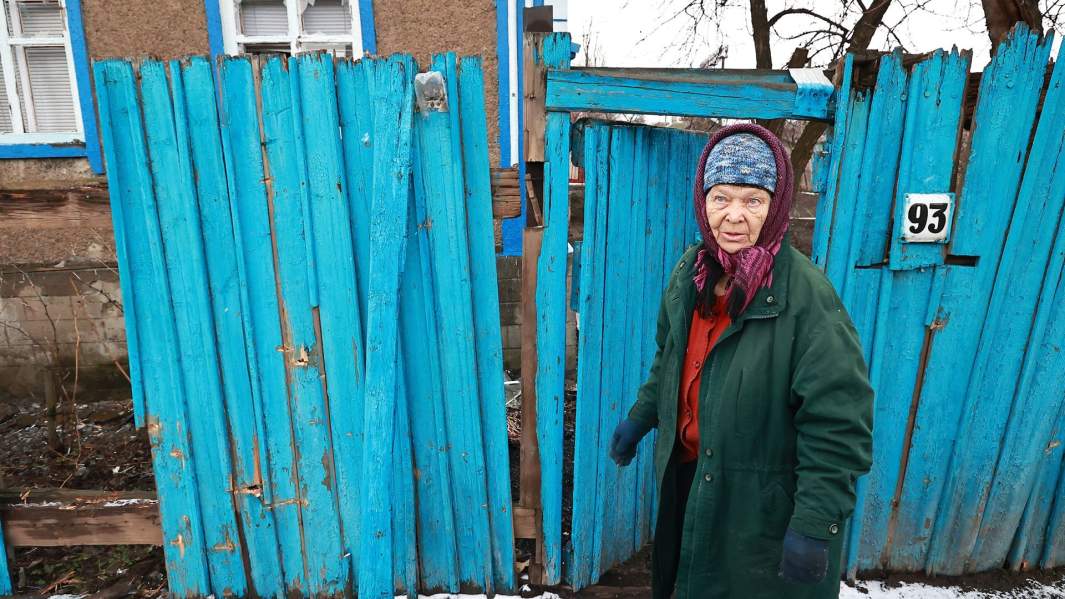 Последствия обстрела города Ровеньки в ЛНР