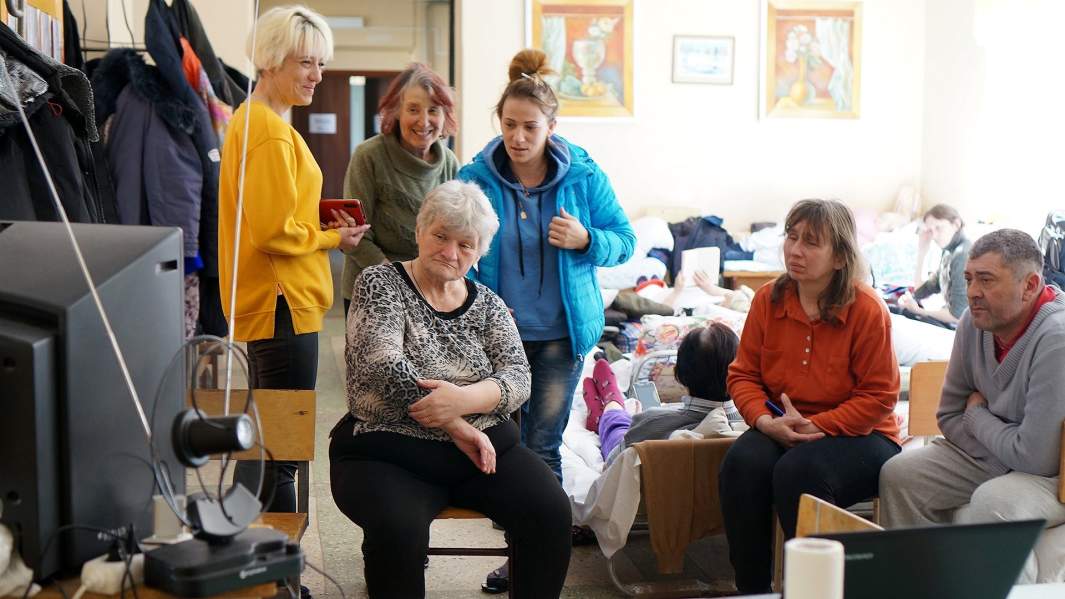 Пункт беженцев в школе № 17 Донецка