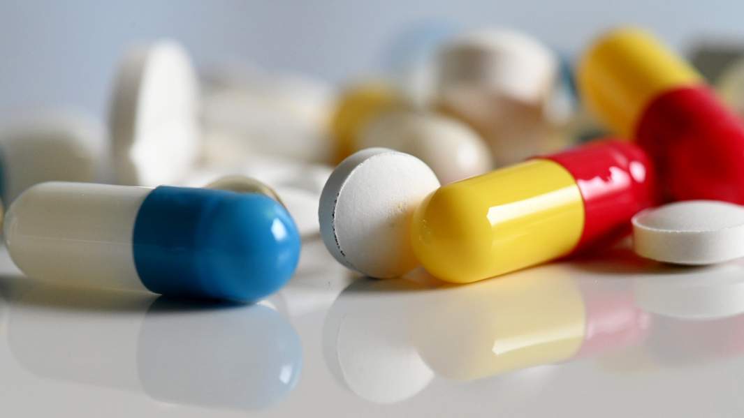 таблетки лекарства 