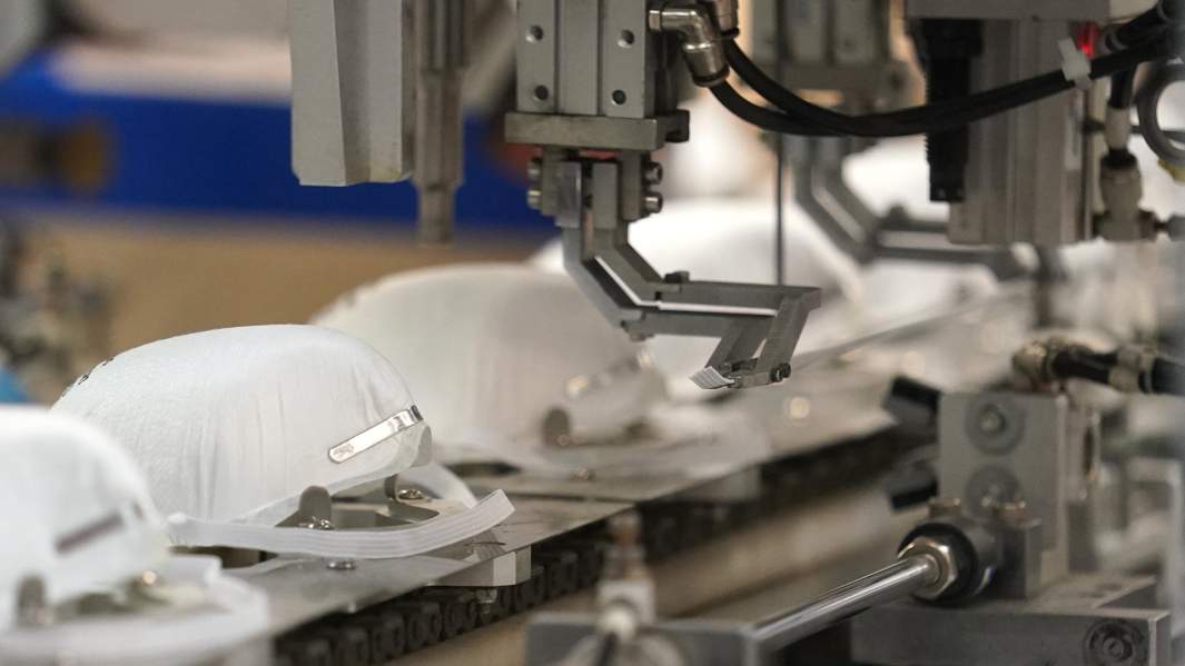 производство масок и респираторов