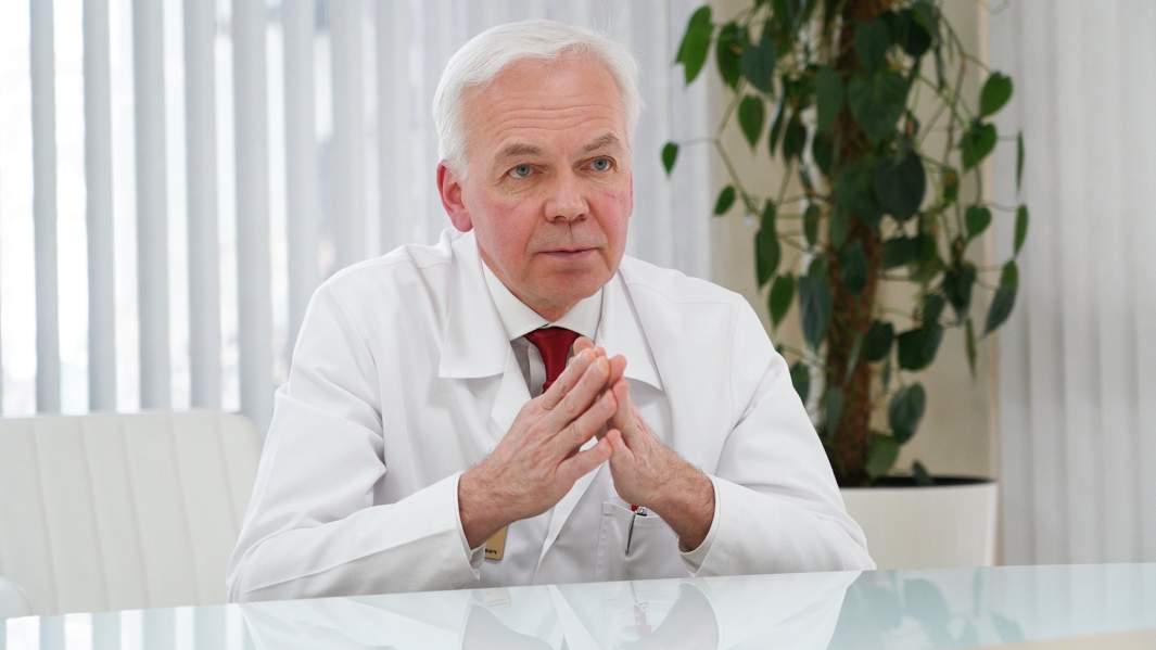 Директор НМИЦ нейрохирургии Дмитрий Усачев