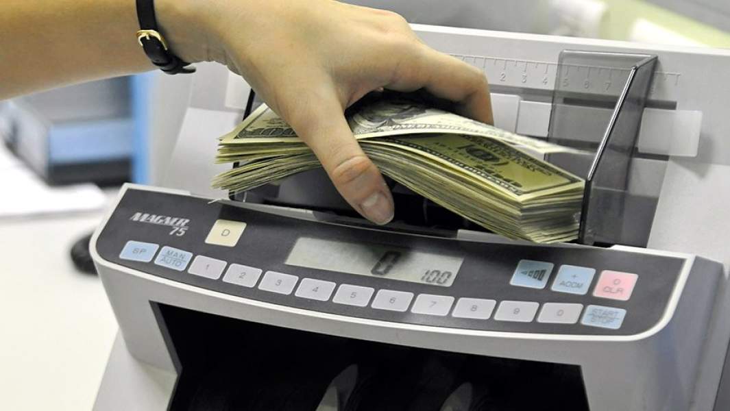 Банкноты доллары