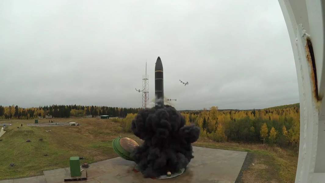 Учебно-боевой пуск баллистической ракеты «Тополь-М»