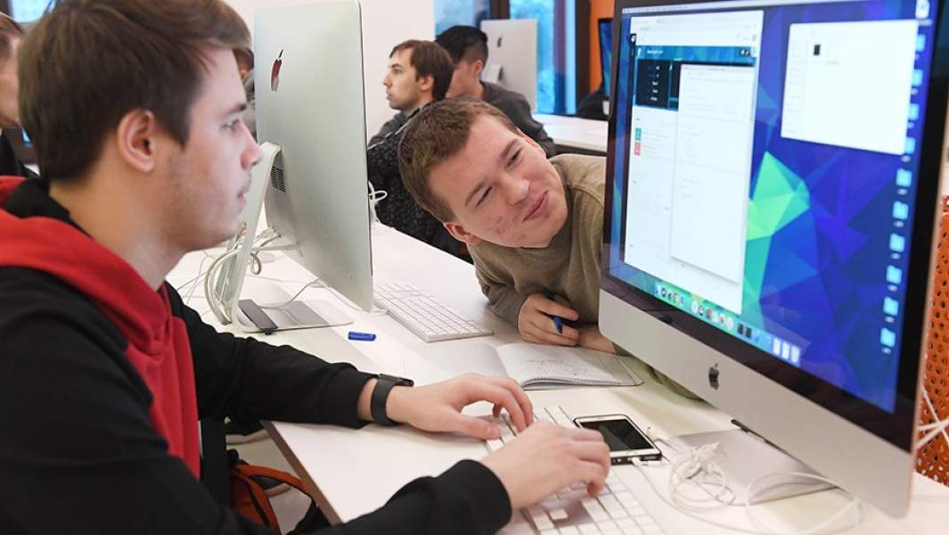 Абитуриенты в учебном классе