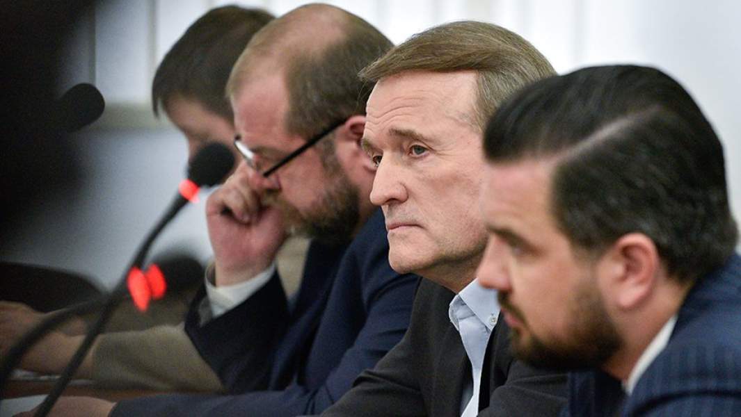 Председатель политсовета партии «Оппозиционная платформа - За жизнь» Виктор Медведчук на заседании Киевского апелляционного суда. 17 февраля 2022 года