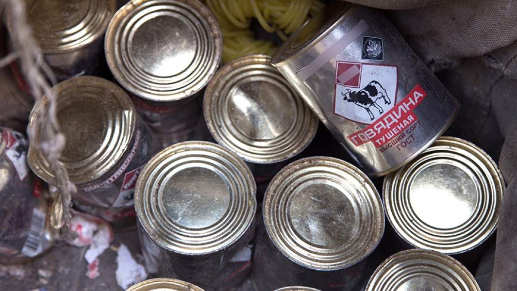 Банки тушенки