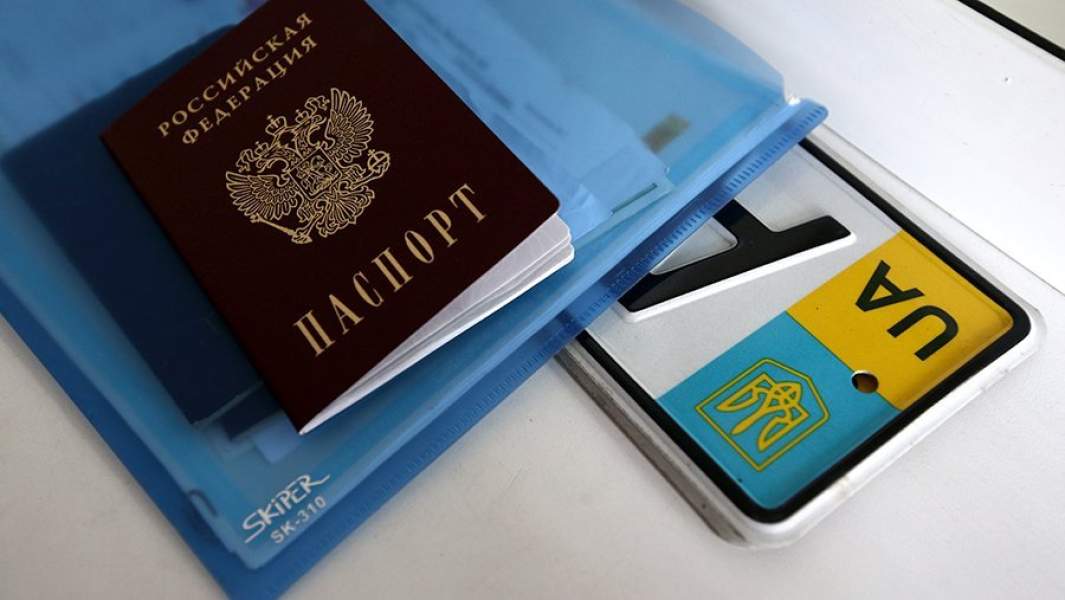  Во время получения новых российских номеров