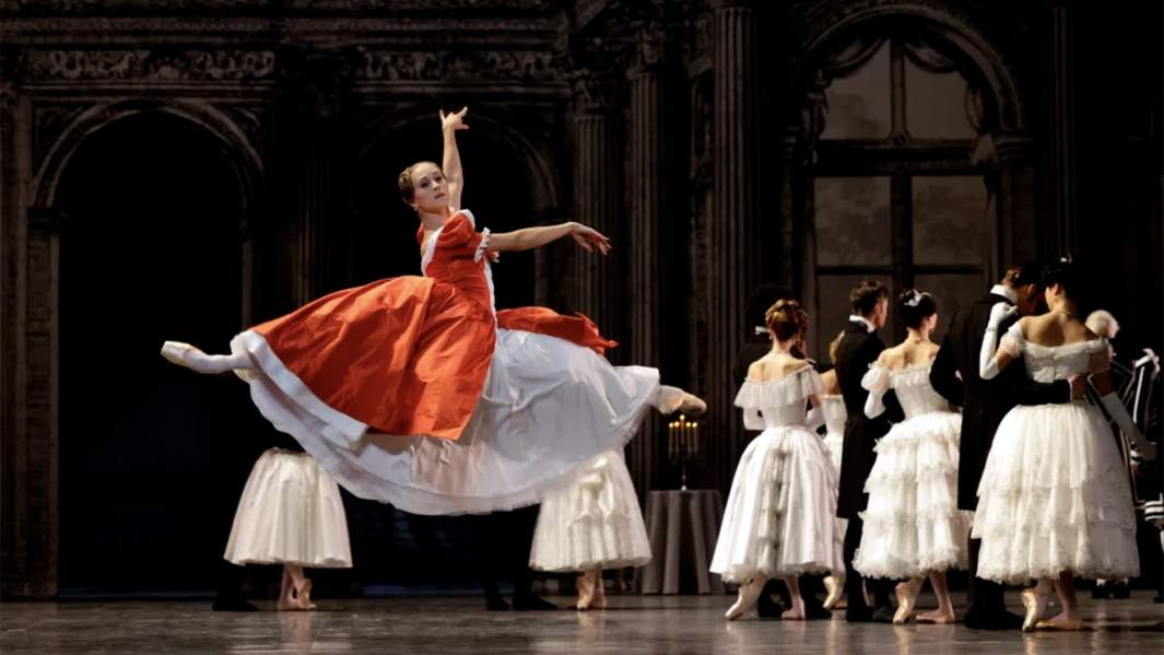 Сцена из балета «Красное и черное»