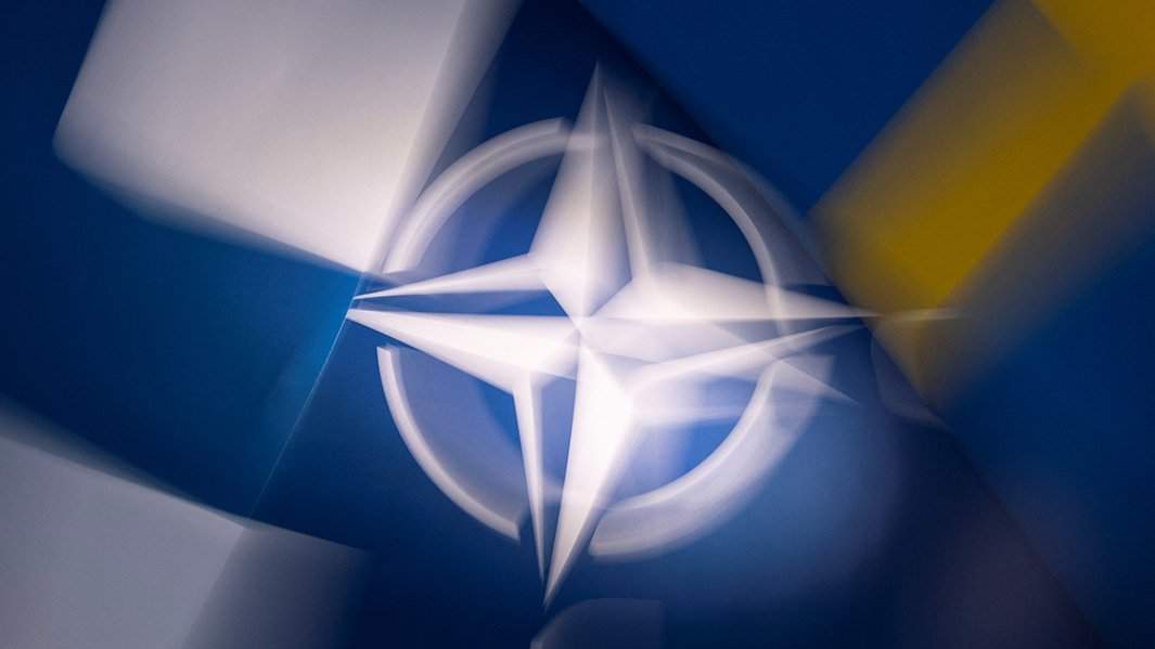 НАТО флаг